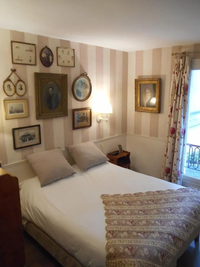 Hotel De L'Avre Paris 3*,  France